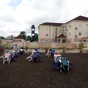 Skyrose Hotel